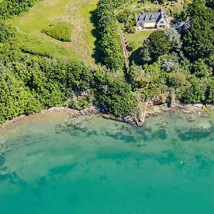  Séjour chez l'habitant Les Pieds Dans L'eau France